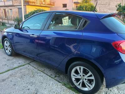 Alfa Romeo Giulietta Da vetrina, tagliandata, revisionata, gommata usata Vairano Patenora