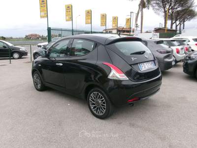 Lancia Ypsilon YPSILON 1.2 PLATINUM 69CV +600.00 GPL NUOVO Nero usata Giugliano in Campania
