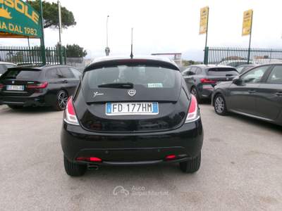 Lancia Ypsilon YPSILON 1.2 PLATINUM 69CV +600.00 GPL NUOVO Nero usata Giugliano in Campania