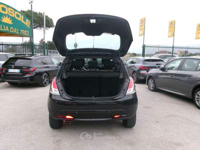 Lancia Ypsilon YPSILON 1.2 PLATINUM 69CV +600.00 GPL NUOVO Nero usata Giugliano in Campania