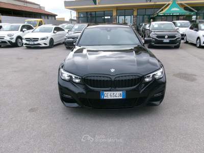 BMW Serie 3 320d 320 320 D 190CV MHEV 48V TOURING M-SPORT KM CERTIFICAT Nero usata Giugliano in Campania