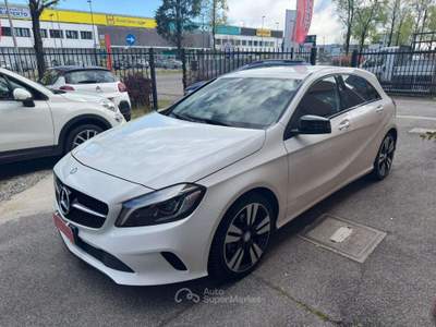 Mercedes-Benz Classe A d 136cv Sport 4matic auto Bianco usata Cernusco sul Naviglio