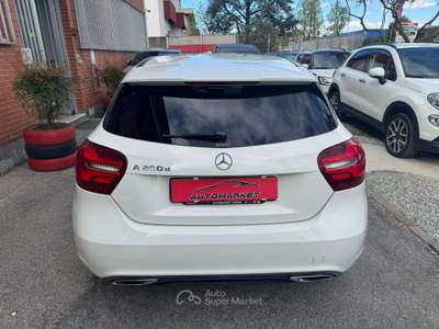 Mercedes-Benz Classe A d 136cv Sport 4matic auto Bianco usata Cernusco sul Naviglio