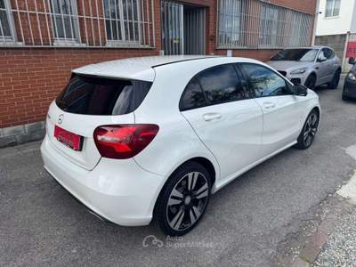 Mercedes-Benz Classe A d 136cv Sport 4matic auto Bianco usata Cernusco sul Naviglio