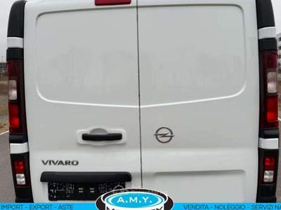 Opel Vivaro 120cv Bianco usata Roma