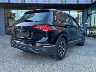 Volkswagen Tiguan 1.5Tsi 130cv LIFE *SENSORI - CLIMA 3 ZONE - NAV* usata Torino