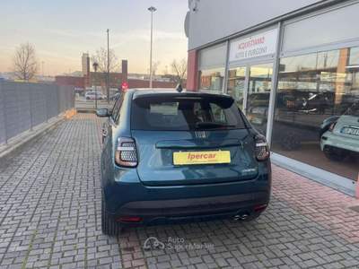 Fiat 600 Hyb 145 CV DCT MHEV KM 0 PACK STYLE+PACK COMFORT Verde usata Beinasco