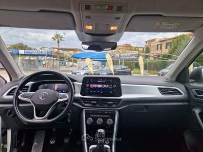 Volkswagen T-Roc 1.0 tsi Life 110cv PROMO FINANZIAMENTO Bianco usata Roma