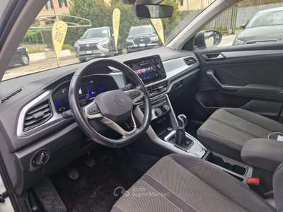 Volkswagen T-Roc 1.0 tsi Life 110cv PROMO FINANZIAMENTO Bianco usata Roma