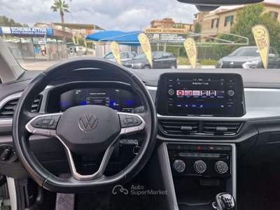 Volkswagen T-Roc 1.0 tsi Life 110cv PROMO FINANZIAMENTO Bianco usata Roma