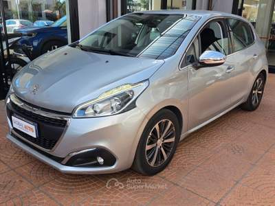 Peugeot 208 5p Allure Ok neopatentati Grigio usata Seregno