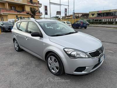 Kia Ceed CEE’D SPORTSWAGON 1.6CRDi VGT 90CV LX Grigio usata giugliano in campania