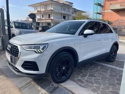 Audi Q3 S tronic Business Advanced Bianco usata Cellole