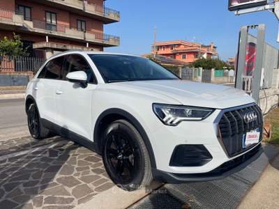 Audi Q3 S tronic Business Advanced Bianco usata Cellole