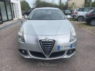 Alfa Romeo Giulietta Giulietta 1.4 t Distinctive 120cv GPL NEOPATENTATI Argento usata Ravenna