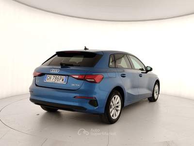 Audi A3 IV 2020 Sportback Sportback 35 2.0 tdi Business s-tronic Blu/Azzurro usata Caserta