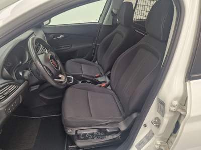Fiat Tipo 1.6 Mjt 120cv 6M Easy AUTOCARRO N1 - 2 POSTI Bianco usata Verbania