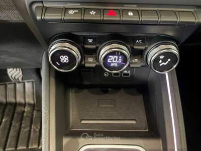 Renault Clio 1.0 TCE 74KW ECO-G TECHNO Bianco usata Spinea