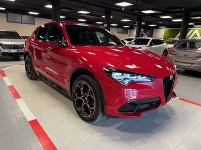 Alfa Romeo Stelvio Stelvio 2.2 t  INTENSE Q4 210cv auto Rosso usata Desenzano del Garda