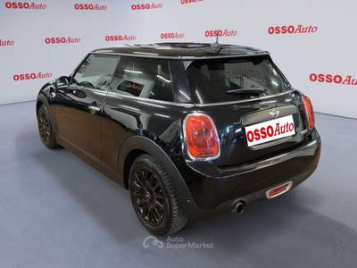MINI Cooper COOPER 1.5 BENZINA 136 HP 3 PORTE NEOPATENTATI Nero usata Udine