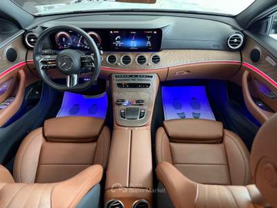 Mercedes-Benz Classe E M.B E 300 d 4Matic 265cv Premium Plus PELLE TABACCO Bianco usata CARESANABLOT