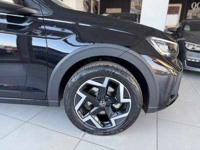 Volkswagen T-Cross R-Line Plus Nero usata CARESANABLOT