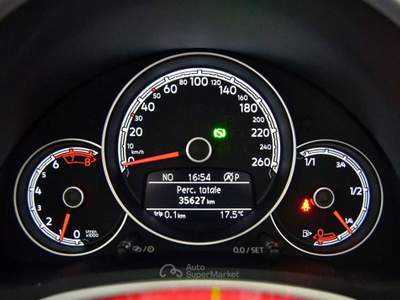Volkswagen Maggiolino Cabrio 1.2 TSI Dsg BMT Pelle-Pdc-Navi-Retrocamera Rosso usata Monza