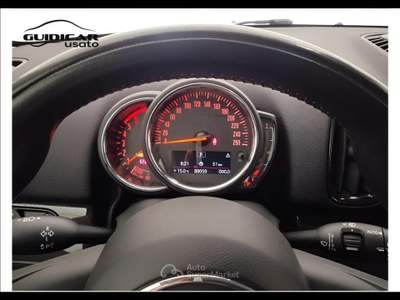 MINI Cooper 2.0 TwinPower Turbo Cooper D Steptronic Bianco usata Lucca