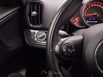 MINI Cooper 2.0 TwinPower Turbo Cooper D Steptronic Bianco usata Lucca