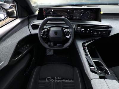 Peugeot 5008 Hybrid 145 e-DCS6 GT 7 POSTI Tetto & Drive & 360 Nero usata Melegnano