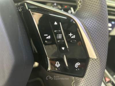 Peugeot 5008 Hybrid 145 e-DCS6 GT 7 POSTI Tetto & Drive & 360 Nero usata Melegnano