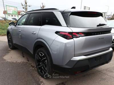 Peugeot 5008 Hybrid 145 e-DCS6 GT 7 POSTI Tetto & Drive & 360 Grigio usata Melegnano