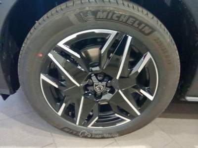 Peugeot 5008 Hybrid 145 e-DCS6 GT 7 POSTI Tetto & Drive & 360 Nero usata Melegnano