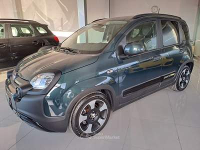 Fiat Panda Cross 1.0 FireFly Hybrid 2025 km 17244 Verde usata Parete