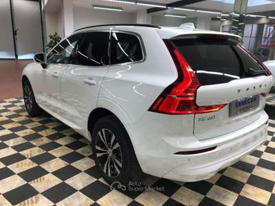 Volvo XC60 B4 (d) automatico Core Bianco usata Firenze