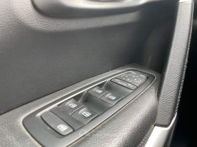 Renault Kadjar 1.5 blue dci Intens 115cv Automatica Argento usata Pozzuoli
