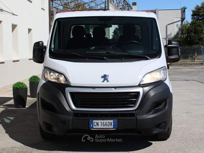 Peugeot Boxer 335 2.2 BlueHDi 140 S&S PL Cassonato Bianco usata DUE CARRARE