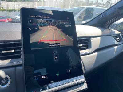 Renault Captur 1.6 Hybrid Techno 145cv Auto H&K Argento usata Pozzuoli