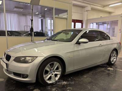 BMW Serie 3 320d 320 320d Cabrio automatica Grigio usata Trento