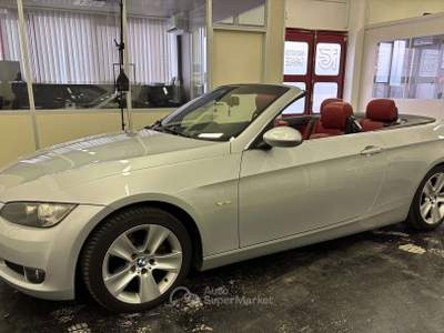 BMW Serie 3 320d 320 320d Cabrio automatica Grigio usata Trento