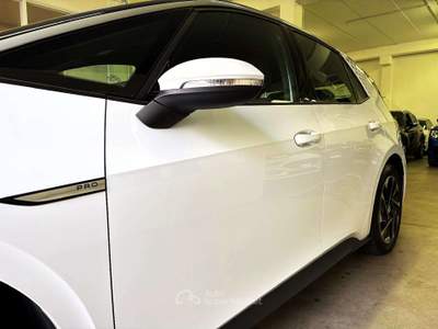 Volkswagen ID.3 ID.3 58 kWh Life - Pompa di calore Bianco usata Trento