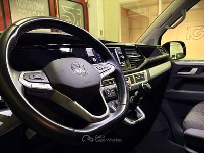 Volkswagen Multivan 150cv Grigio usata Trento