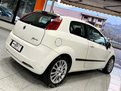Fiat Punto fIAT Punto III 2005 3p 1.3 mjt 16v Dynamic 75cv Bianco usata Cividate Camuno