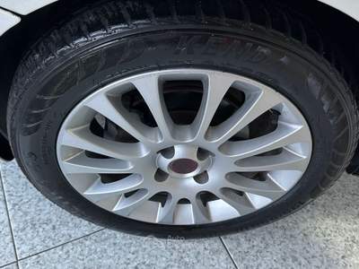 Fiat Punto fIAT Punto III 2005 3p 1.3 mjt 16v Dynamic 75cv Bianco usata Cividate Camuno
