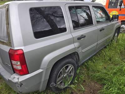 Jeep Patriot Incidentata parte posteriore Argento usata Arezzo
