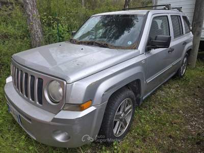 Jeep Patriot Incidentata parte posteriore Argento usata Arezzo