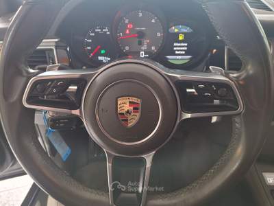 Porsche Macan Porsche Macan 2014 3.0d S 250cv pdk Grigio usata Cividate Camuno