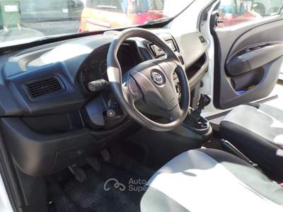 Opel Combo passo lungo Bianco usata Dormelletto