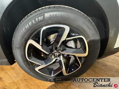 Citroen C3 1.2 puretech Shine s&amp;s 83cv neopatentati Rosso usata Castelnovo ne' Monti