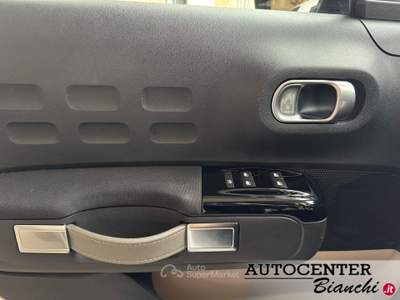 Citroen C3 1.2 puretech Shine s&amp;s 83cv neopatentati Rosso usata Castelnovo ne' Monti